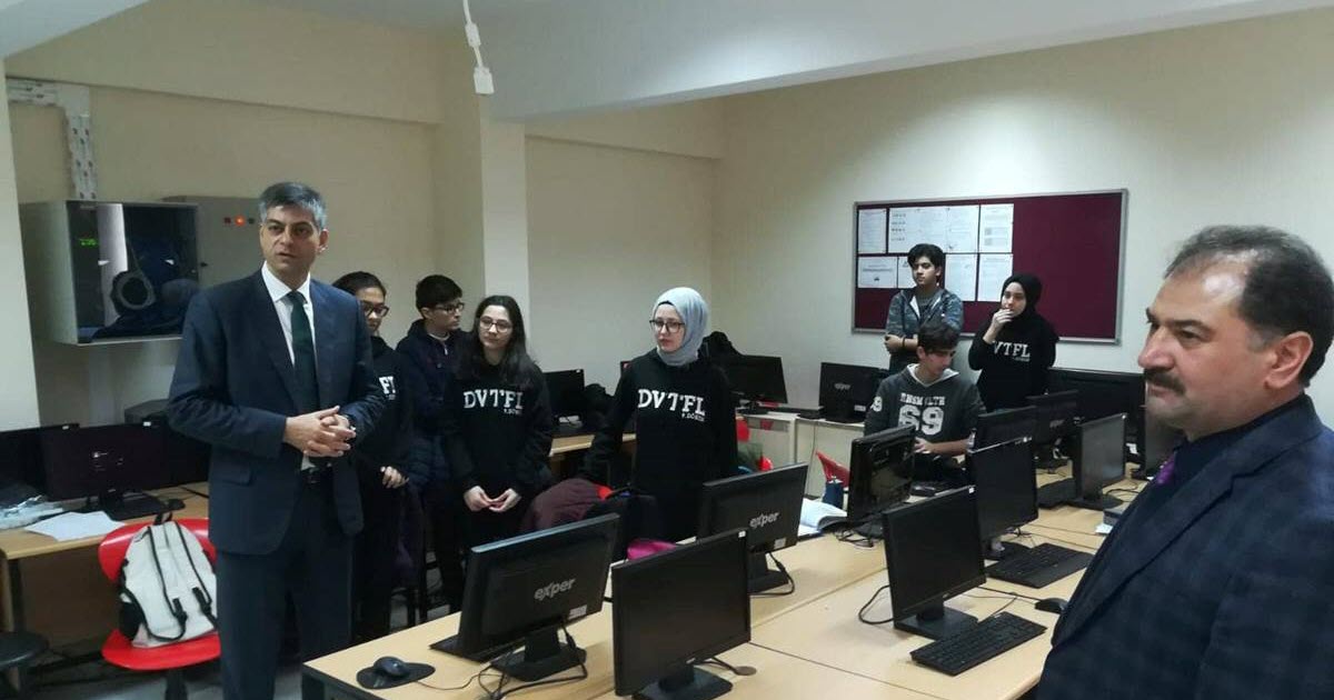 ŞİLE KAYMAKAMI KARABORAN SÜRÜCÜ KURSLARINI ZİYARET ETTİ