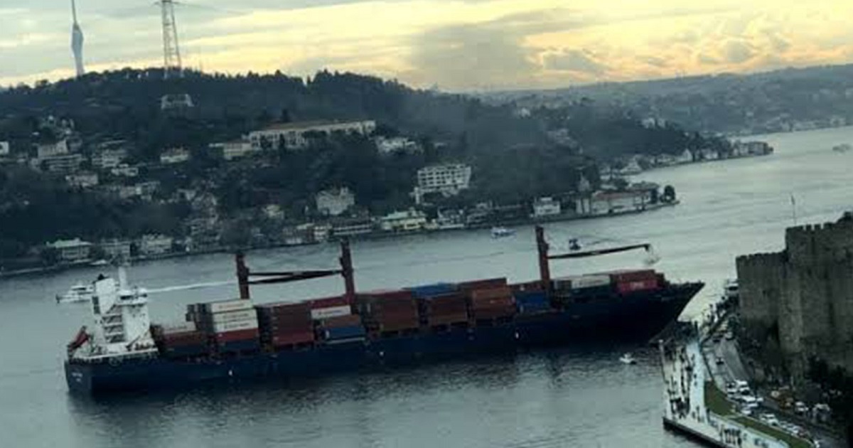 İSTANBUL BOĞAZINDA GEMİ KAZASI