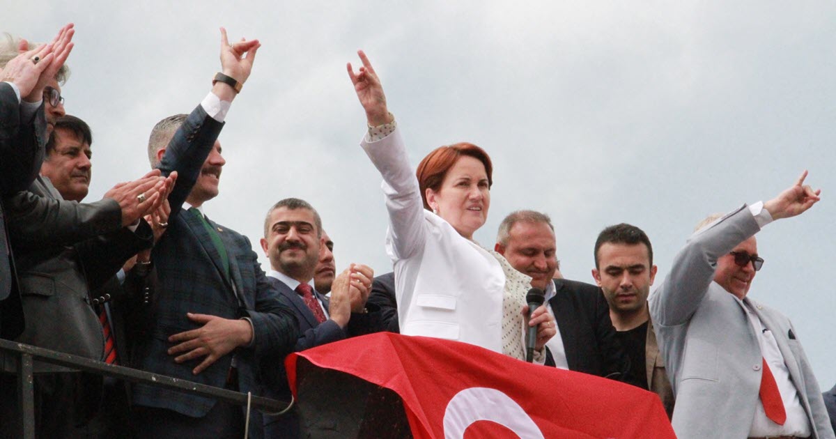 MERAL AKŞENER GRUP TOPLANTISINDA BELEDİYE BAŞKAN ADAYLARINDAN BAZILARINI AÇIKLADI