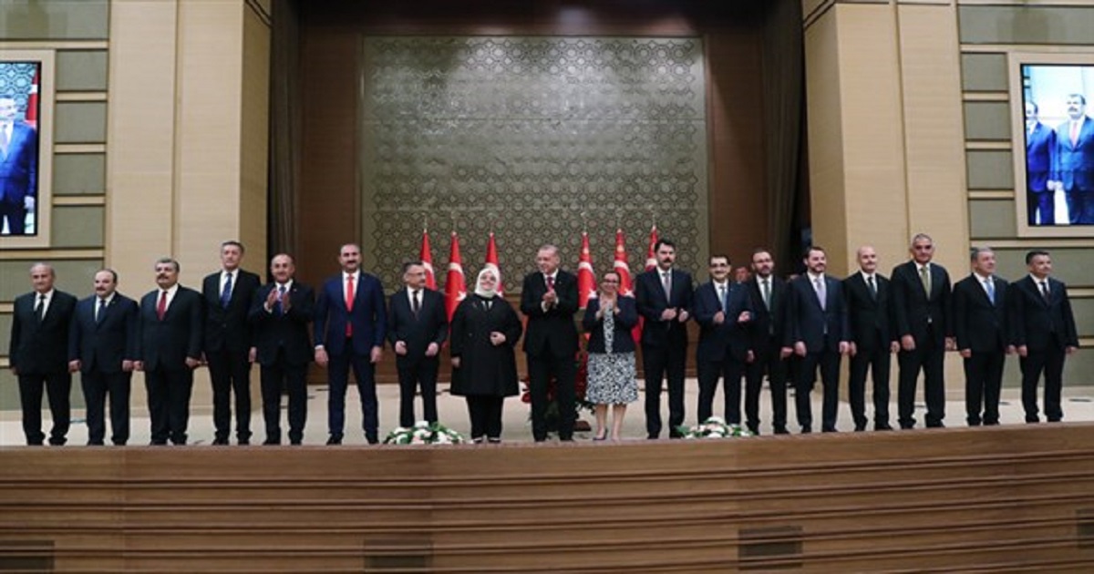 KULİSLER ÇALKALANDI,KABİNE DEĞİŞİKLİĞİ NE ZAMAN