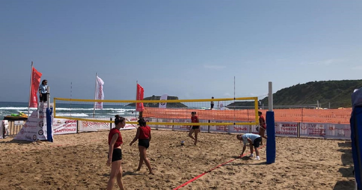 TVF PLAJ VOLEYBOLU TÜRKİYE ŞAMPİYONASI ŞİLE'DE START ALDI