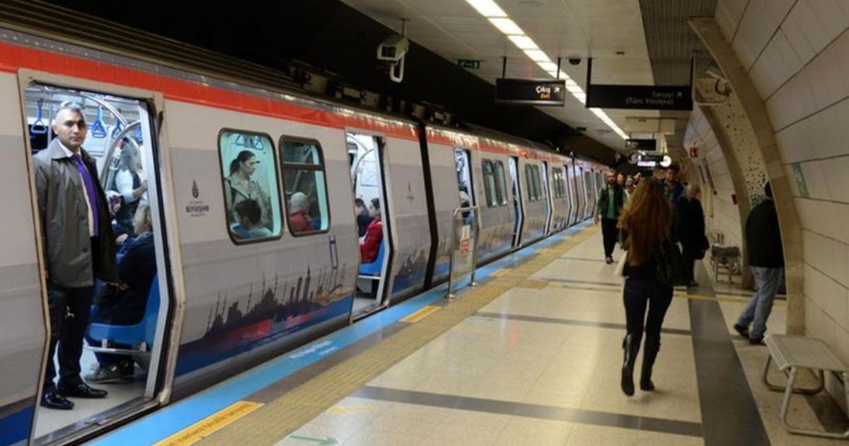 İSTANBUL'DA METRO SEFER SAATLERİ GÜNCELLENDİ