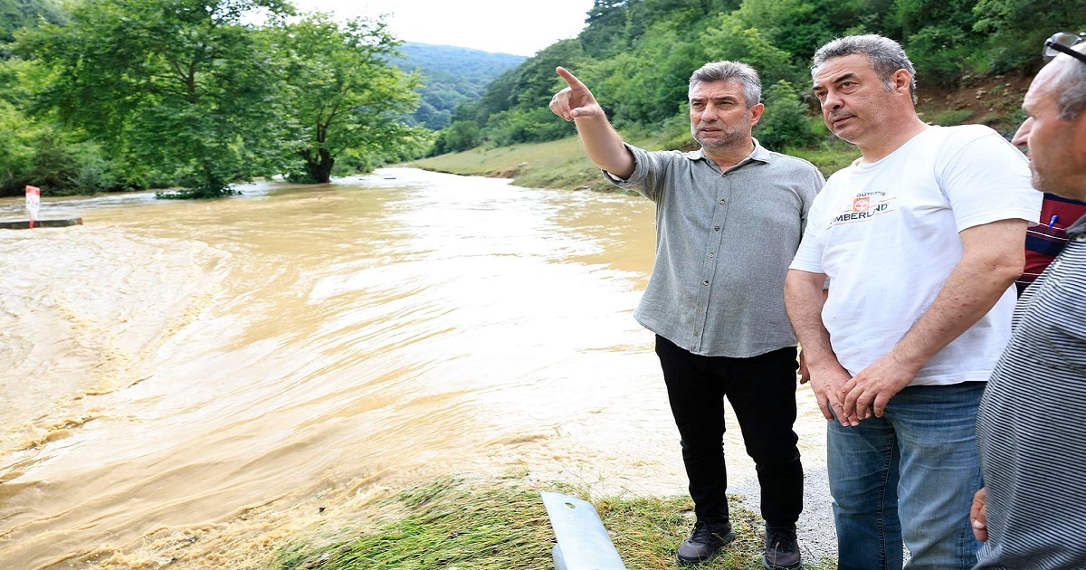 ŞİLE BELEDİYESİ'NİN SEL BASKINI ÇALIŞMALARI 