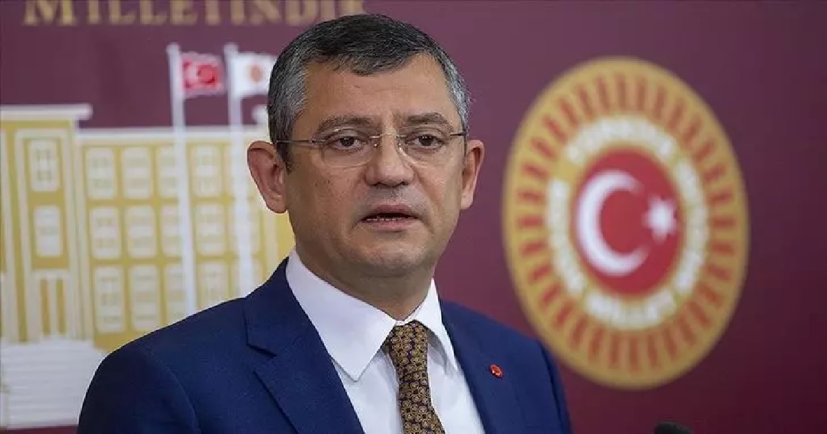 ÖZGÜR ÖZEL, CHP GENEL BAŞKANLIĞINA HAZIR OLDUĞUNU AÇIKLADI