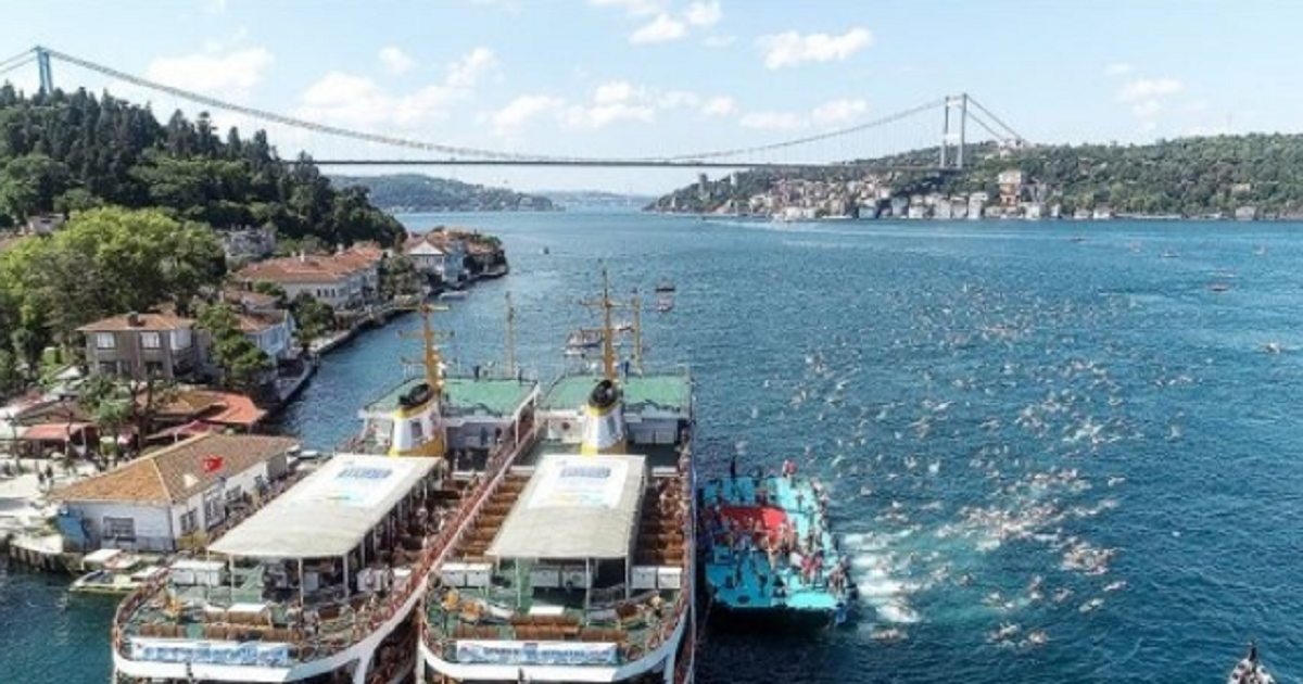 İSTANBUL BOĞAZI GEMİ GEÇİŞLERİNE KAPATILDI