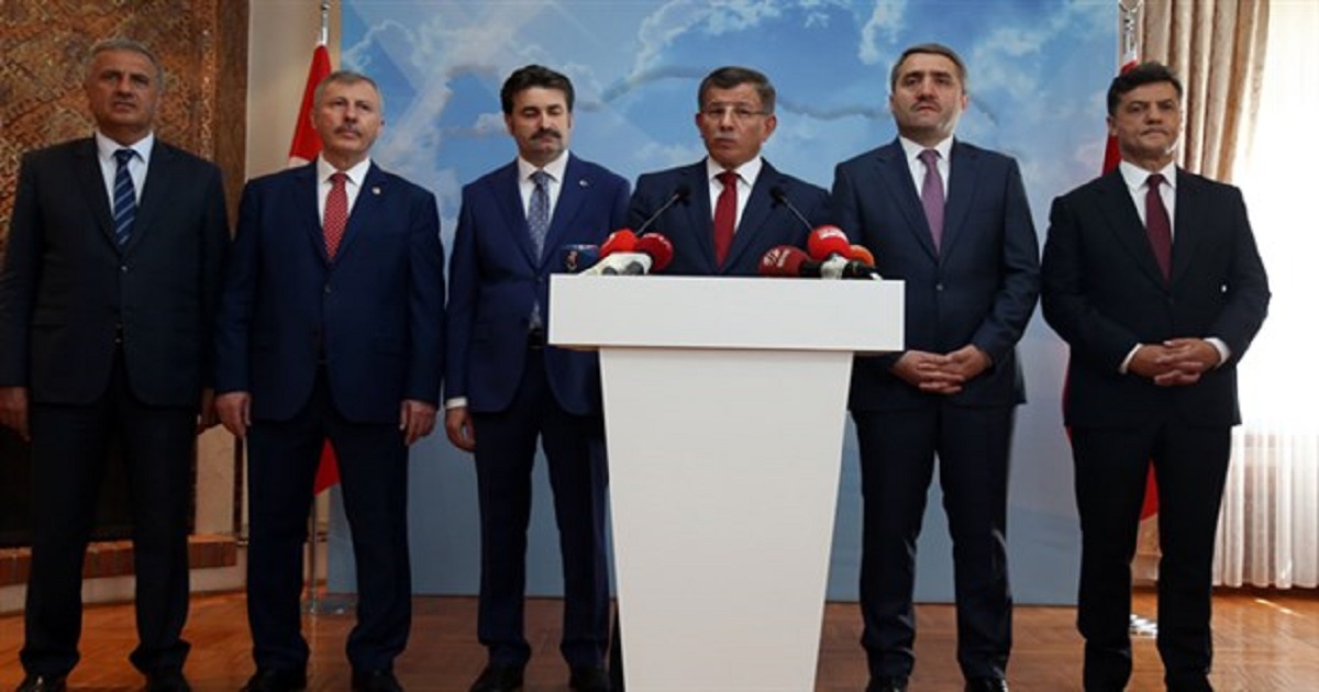 DAVUTOĞLU EKİBİ "EN FAZLA OYU AK PARTİ